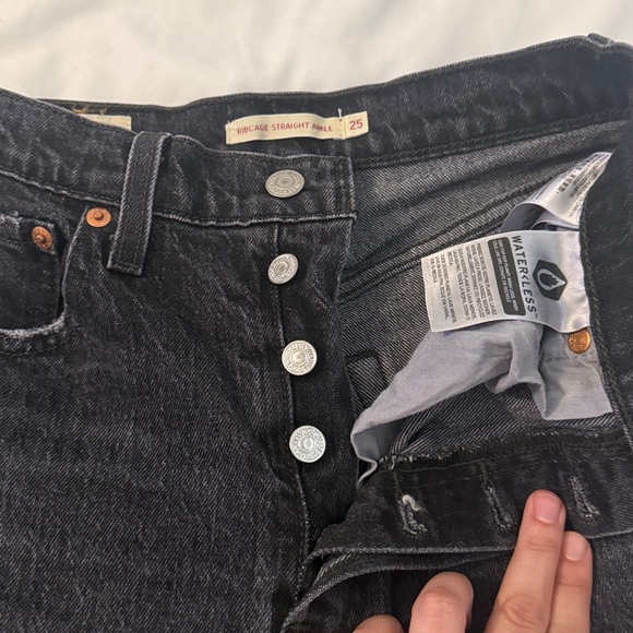 Women’s Levi’s ribcage straight Ankle black jeans size 25 - Picture 2 of 5